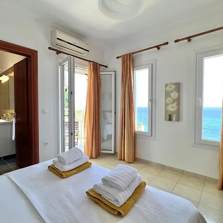 Korfos Villa *